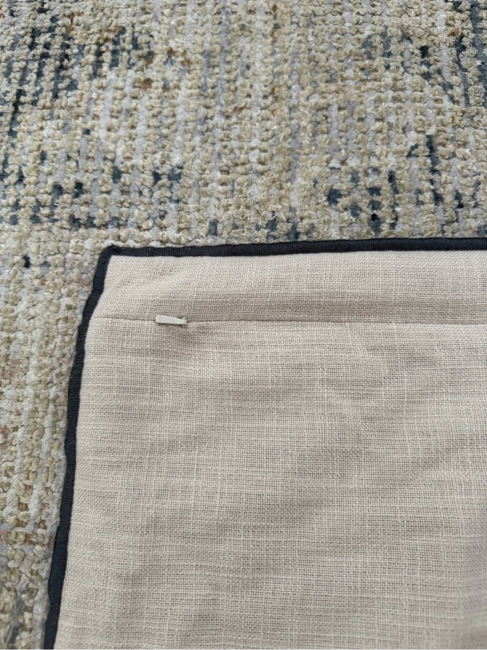 Crate & Barrel Ori Moonbeam Cotton Throw Pillow Cover 22” x 15”
